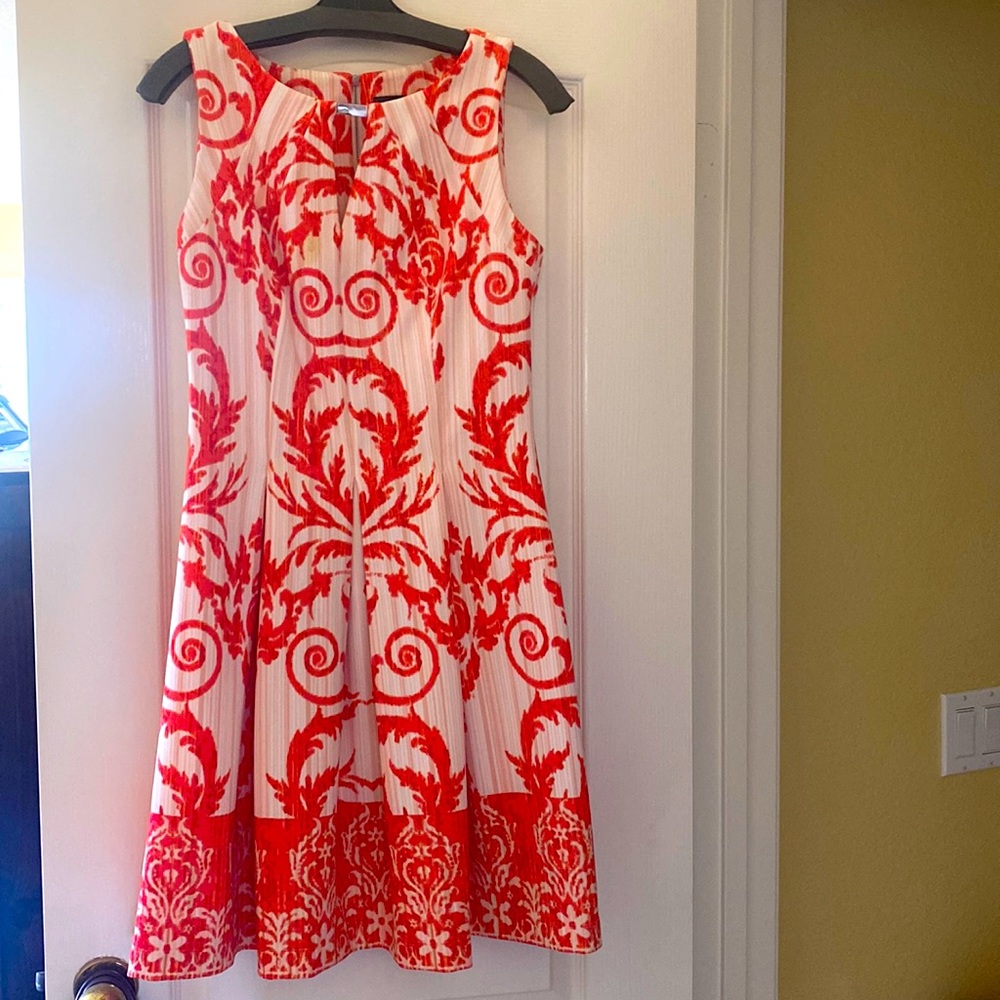 Gabby Skye brand. Size 8,summer dress, 96% polyester,4% spandex. Red/white color